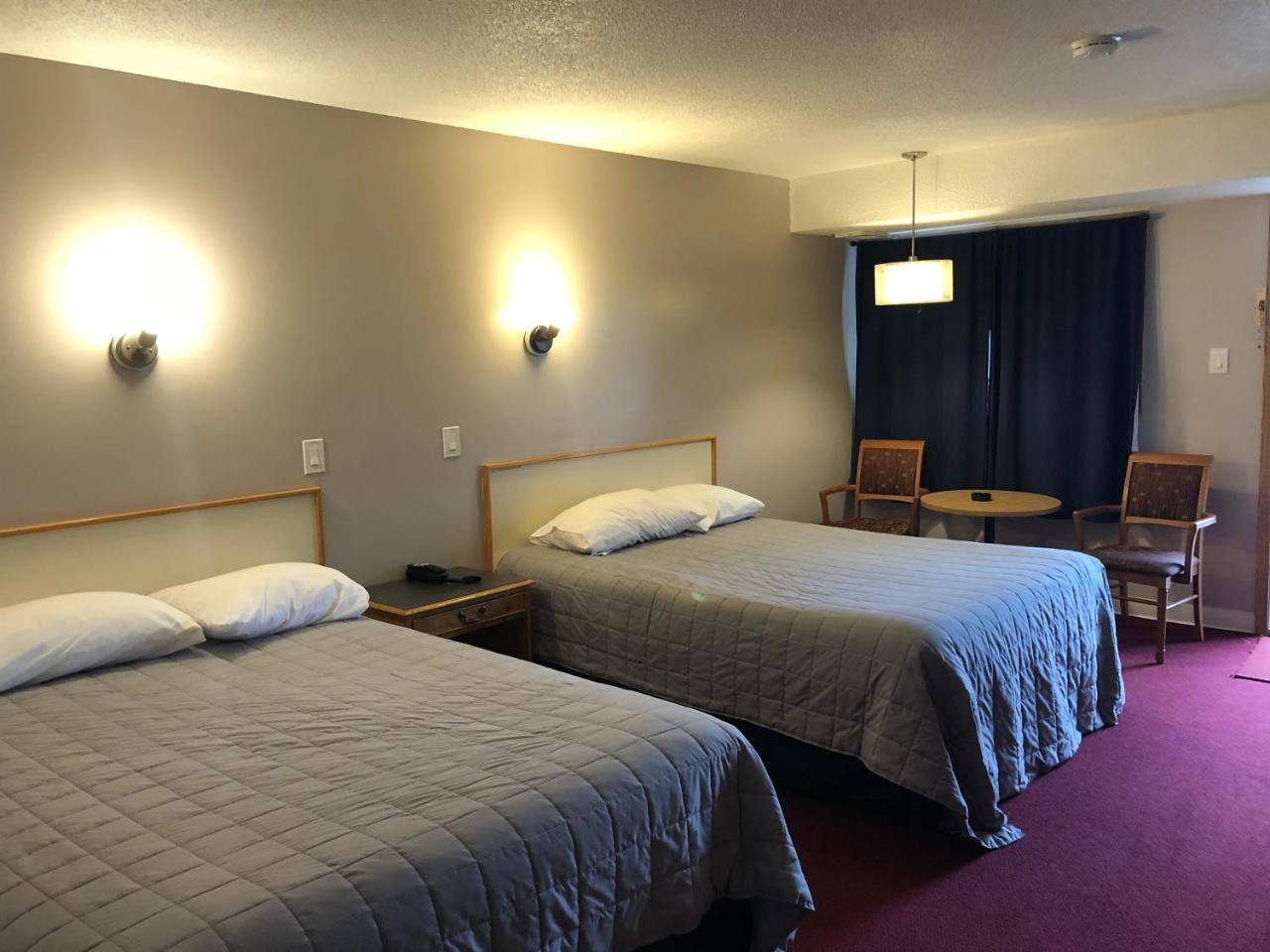 Voyageur Motel Thunder Bay Bagian luar foto