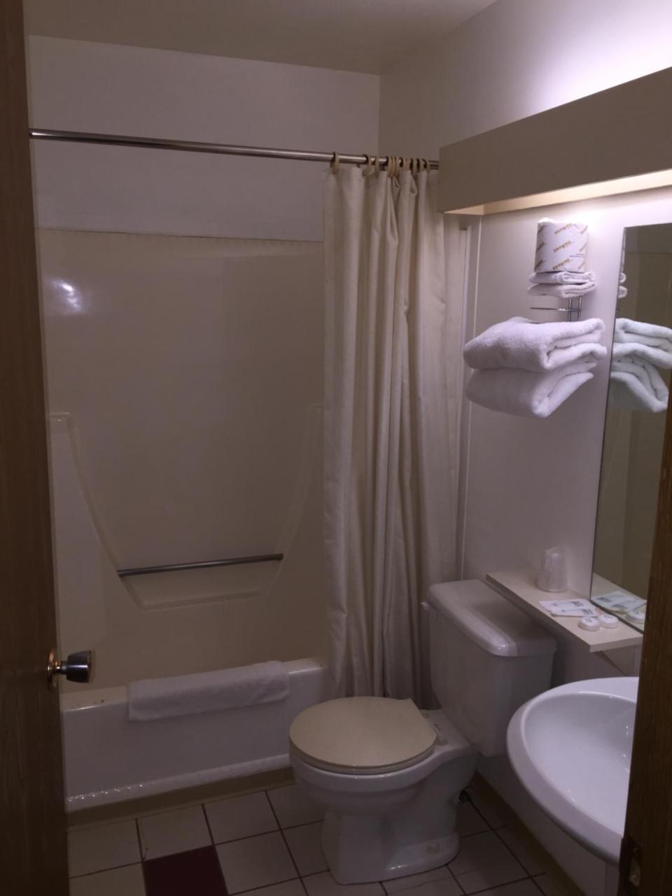 Voyageur Motel Thunder Bay Bagian luar foto