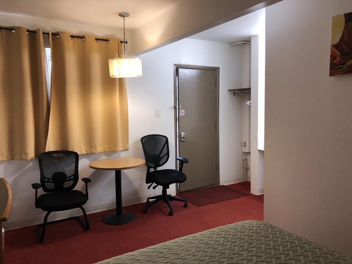 Voyageur Motel Thunder Bay Bagian luar foto